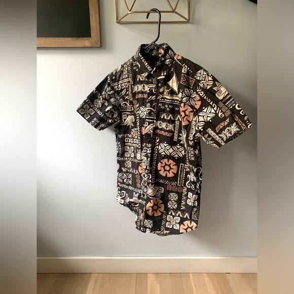 Disney Moana Polynesian Hawaiian Shirt - Picture 1 of 6